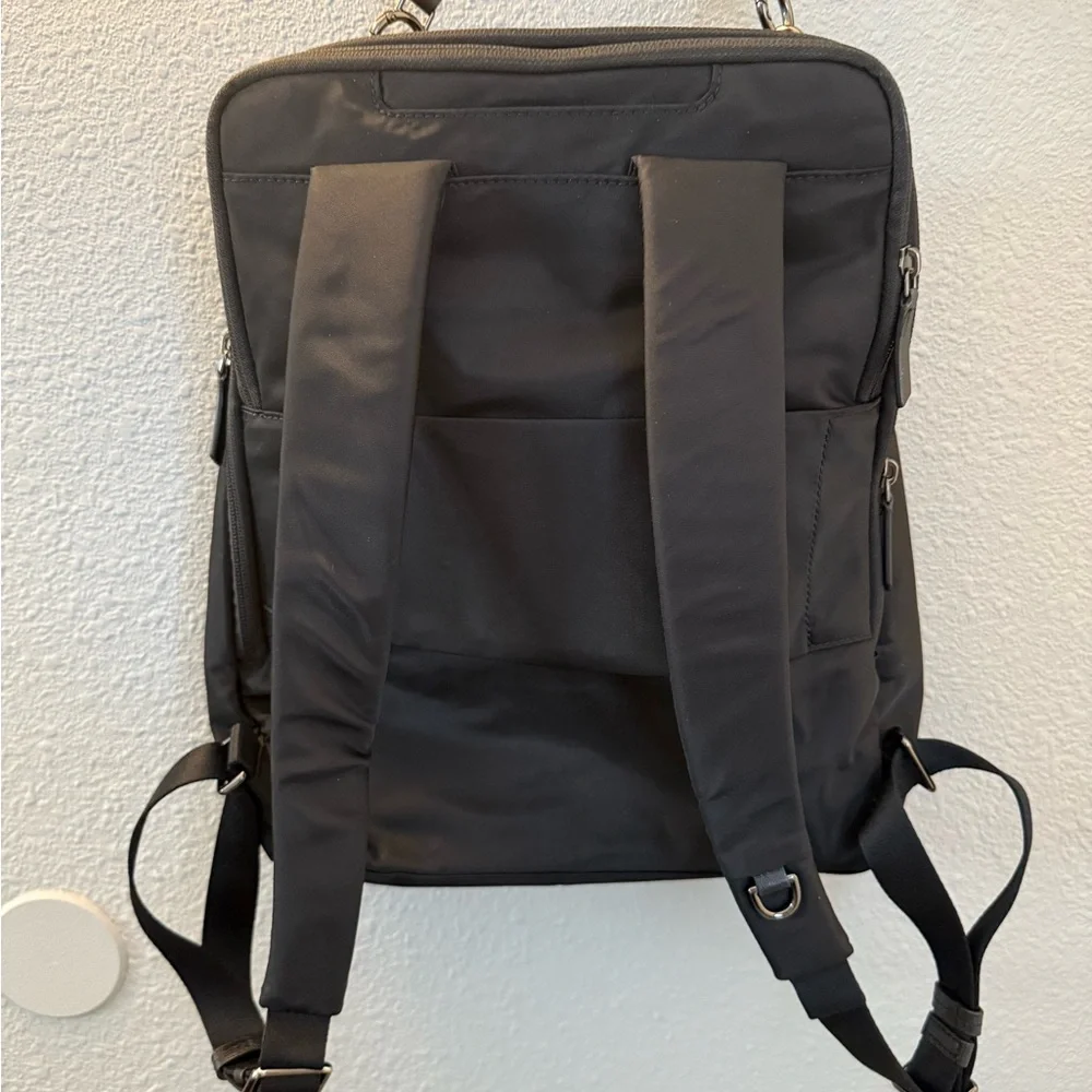 Tumi voyageur Leigh backpack /tote